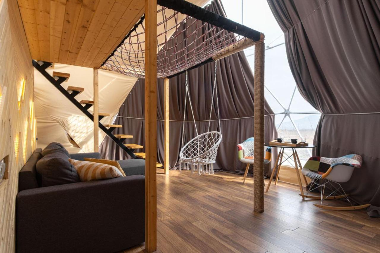 Jewelberry Glamping Hotel Tbilisi Mtsʼkhetʼa 外观 照片